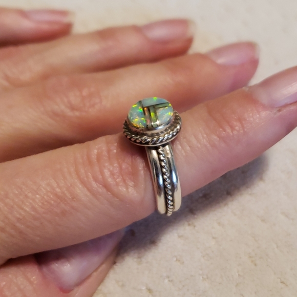 Sterling ring - Picture 2 of 2